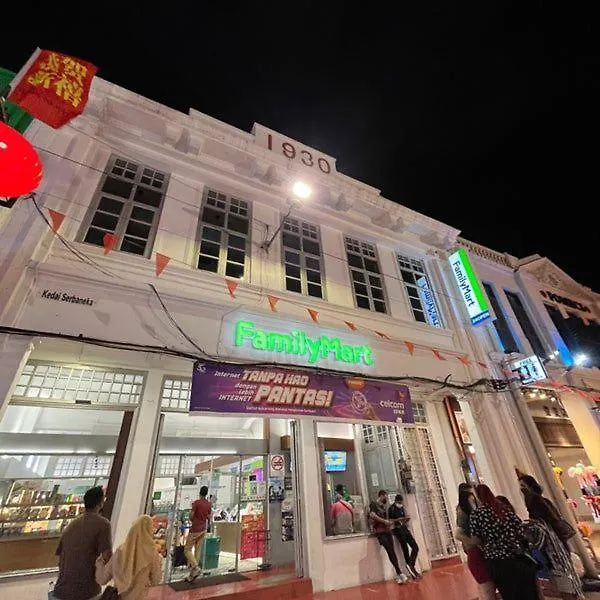 הוילה Malacca New ! Ktv , Arcade , Tv Box ,Town Area 15 Pax בית נופש
